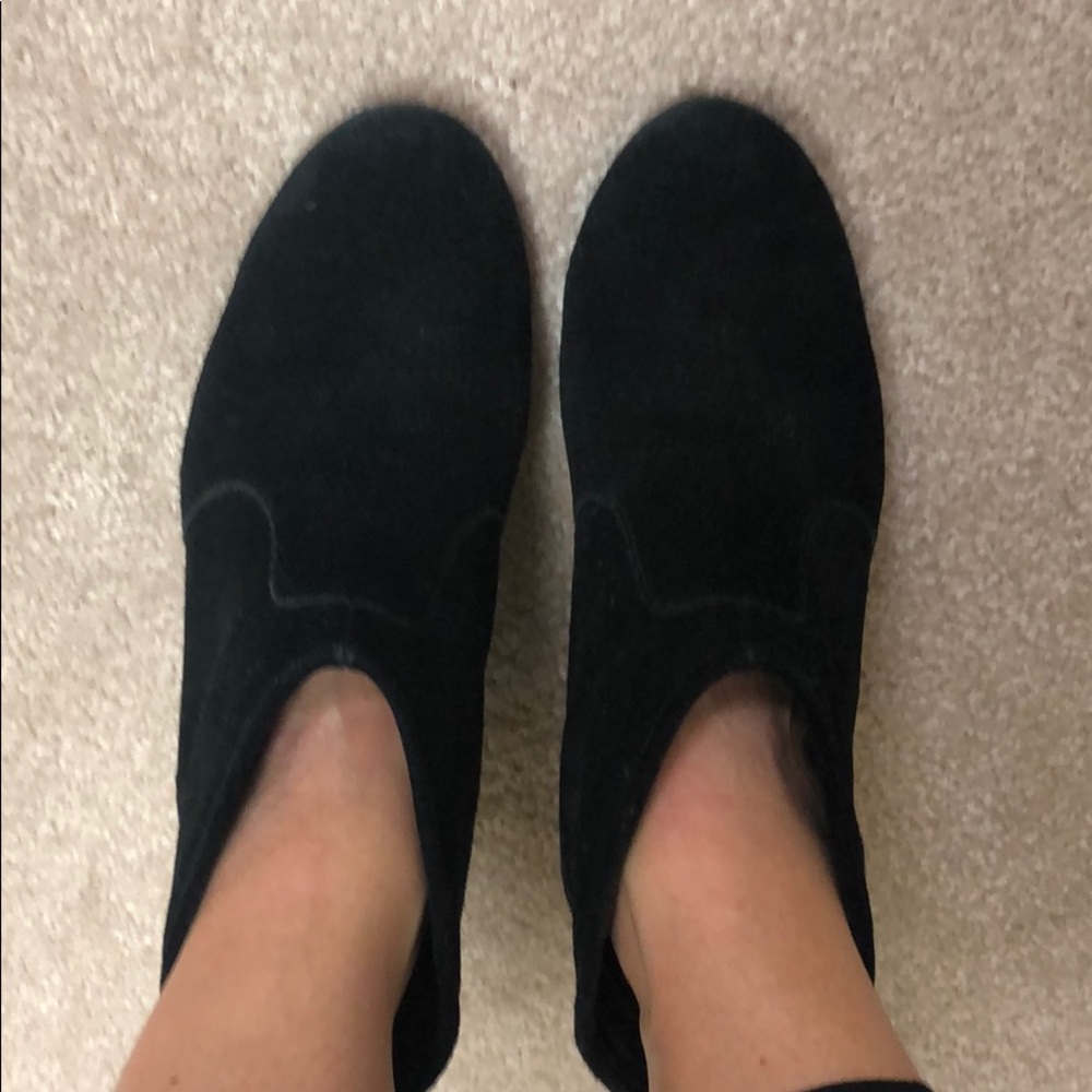 Black report suede booties